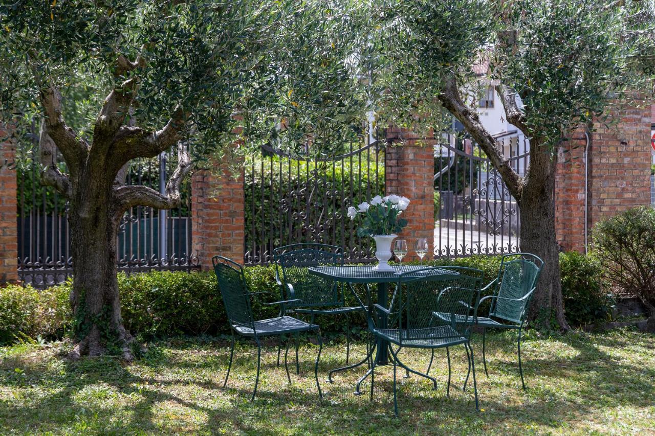 Villa Beatrice 1836 コルモンス エクステリア 写真